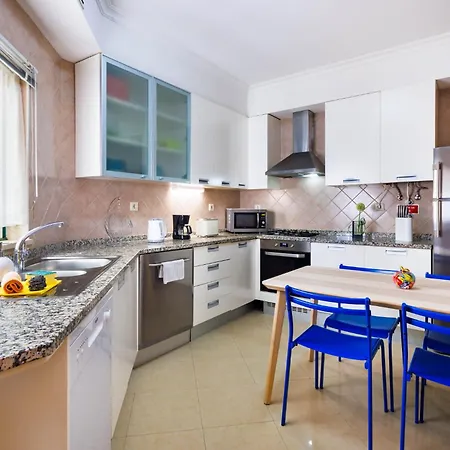 Portuguese Cliffside Apartamento Porches (Algarve)